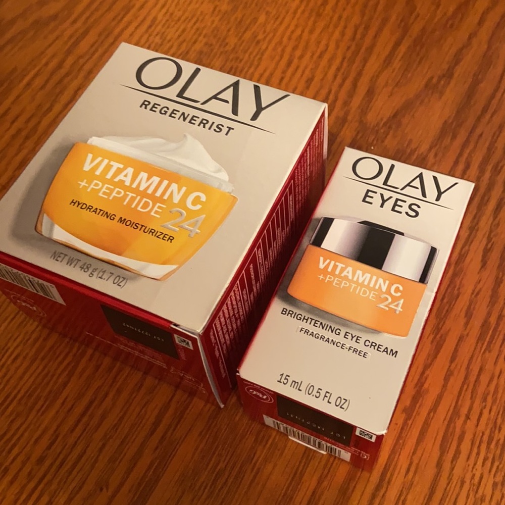 OLAY BUNDLE 🥰🥰 - Picture 2 of 5